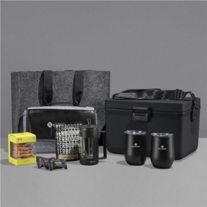 Yatta Bush Brew Hamper with 12L Cooler Box &amp; RPET Felt Bag