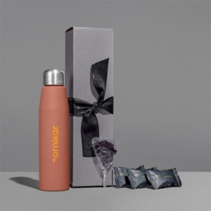 Yatta Gentle Gem Hamper with Altitude Water Bottle and Edibles