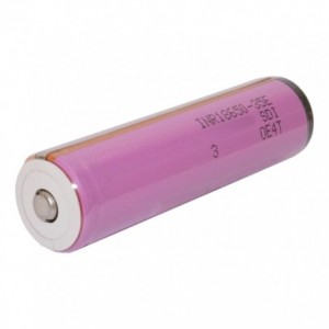 HIGH TOP LITHIUM BATTERY 3.7V 2.6AHr 18x69mm INR18650-26E