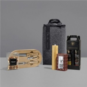 Yatta Flavour &amp; Finesse Hamper in RPET Felt Cooler Bag