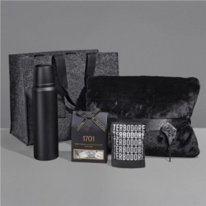 Yatta Chilled Charisma Gift Hamper with RPET Felt Bag