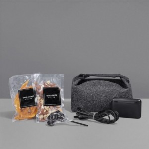 Yatta Tech Treasure Hamper with 5000mAh Power Bank &amp; Dark Grey Utility Bag
