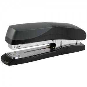 PARROT STAPLER PLASTIC LG 210x(24/6 26/6) BLACK 20pgs F/S