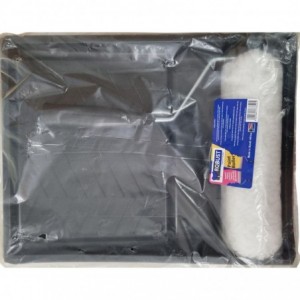 Paint roller with tray