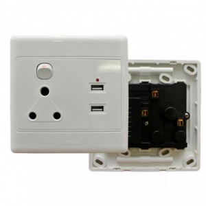 SWITCH WALL SOCKET SINGLE(16amp+2x2.1A USB)
