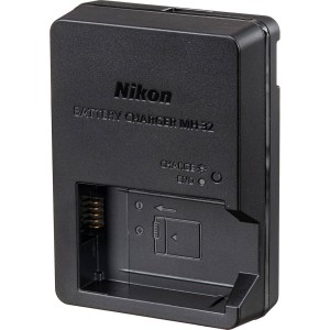 Nikon MH-32 Battery Charger CAMNIACILCMH32