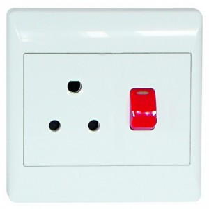 1X16A DEDICATED WHITE SWITCHED SOCKET OUTLET 4x4