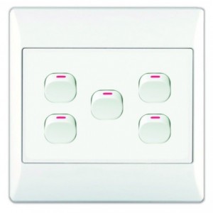 5-LEVER 1-WAY SWITCH 4x4 WITH WHITE COVER PLATE