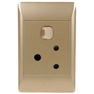 16A Switched Socket Outlet 2x4 with Champagne Cover Plate
