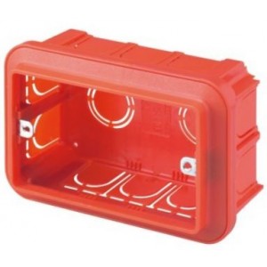 3 Gang Flush Box with Metal Fixing Supports
