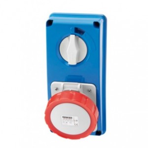 32A 3P+N+E 400V Vertical Interlocked Socket IP55 6H