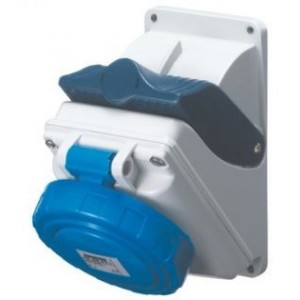 16A 2P+E 230V Combibloc with Bottom IP55 6H