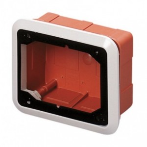 Flush Box For Hor Intl S-OUT 16/32A