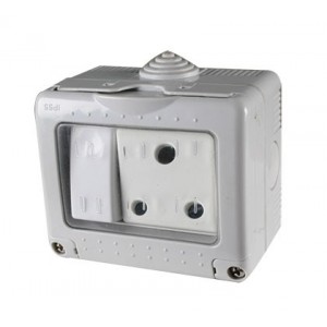 Outdoor 15A RSA Switched Socket IP55