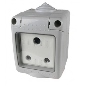 O/DOOR 15A Rsa Socket IP55