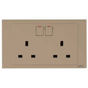 2X13A 3PIN Uk Switched 3X6 Socket Champagne Orion