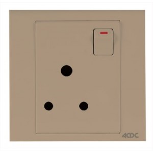 Orion 3x3 1x 13A 3-Pin Switched SA Socket - Champagne