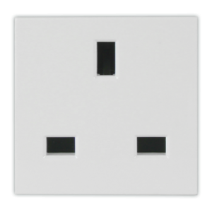 WHITE BRITISH 3 PIN SOCKET 2M (45x45mm)