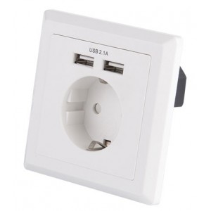 Schuko Socket with Dual USB Ports 5V/2.1A 3x3