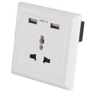 Multi Socket with 2 x USB (5V/2.1A) 3 x 3