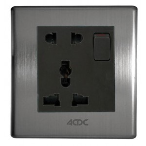 Multi Switched Socket 15A S/Steel For 3X3 Box