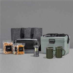 Yatta Wilderness Wonders Gift Hamper - Moss Green