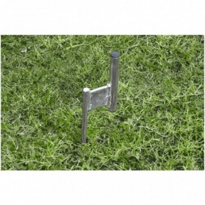Legend Flying Banner Ground Spike Steel