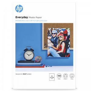 HP Everyday Glossy Photo Paper 200 G/M -100 SHT/A4/210 X 297 Mm