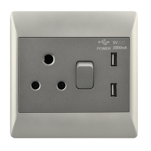 Bright Star Lighting - 16 Amp Plug with 2x 5V USB Ports