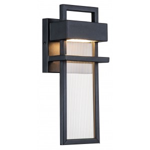 Transform Your Outdoor Space with the L527 BLACK Lantern