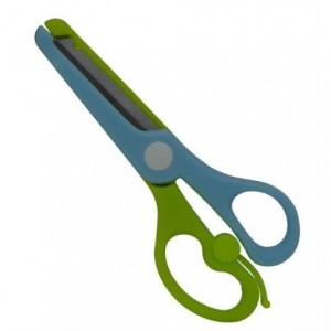 DLOffice Kiddies Multi Use Blunt Nose Plastic Scissors - Green