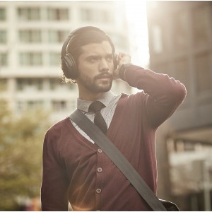Bose QuietComfort 35 Wireless Headphones II with Noise Cancelling - Black
