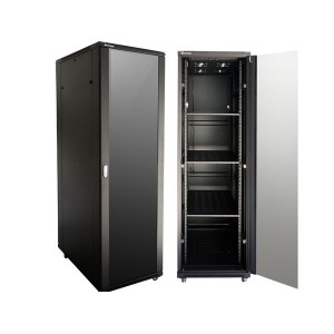  27U 800 Deep Cabinet 4 Fans & 2 Shelves