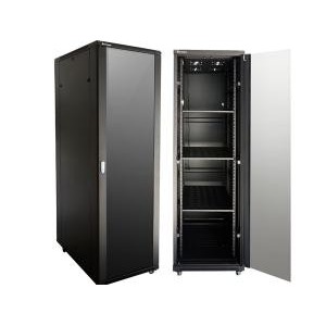 42U 1M Deep Cabinet 4 Fans & 3 Shelves