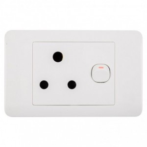 Nexus Socket Switch With Cover 16amp 4x2 Single