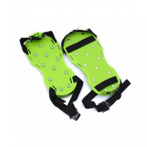 Spike Shoes for Self-Levelling Epoxy and Cement Screeds