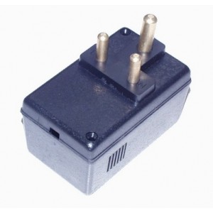 ENCLOSURE WITH MAINS PLUG 93x55x60mm DC2