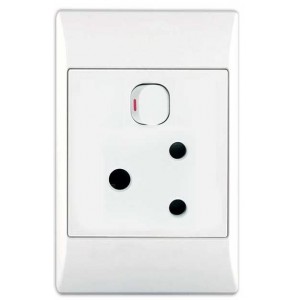 16A SWITCHED SOCKET OUTLET 2x4 WITH WHITE COVER PLATE