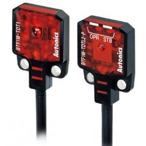 ULTRA SLIM THROUGH BEAM 1m PNP LIGHT CABLE 12-24VDC