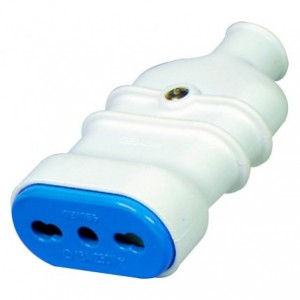 16A 2P+E 250V Trailing Socket White