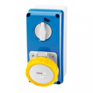 16A 3P+E 110V Ver.int.socket IP67 4H