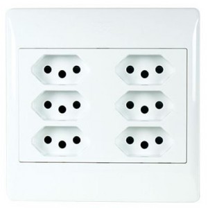 6X NEW SA  SOCKET OUTLET 4x4 WITH WHITE COVER PLATE