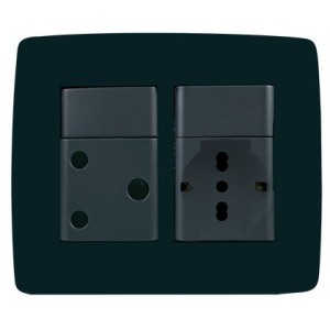 Complete 4X4 Sw Schuko Plug And Sw Rsa 3 Pin Plug Black