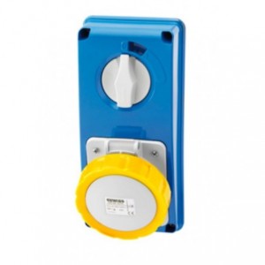 32A 3P+E 110V VERT.M.INT.SOCK.IP55 4H