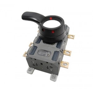 800A AC23A 690V 3P Isolator C/W Handle And Ext. Shaft