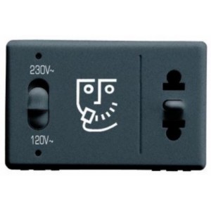 230/120V EURO/USA Shaver Socket SY/BK