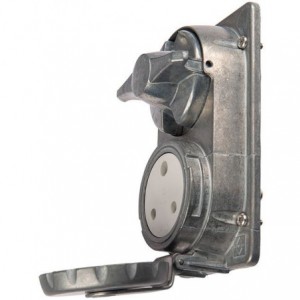 30A 3P+E 230-400VAC METAL-CLAD Switched Socket IP66