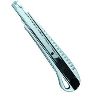 Utility Knife. Auto LOCK- Rubber GRIP- 9MM