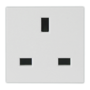 WHITE BRITISH 3 PIN SOCKET 2M (45x45mm)