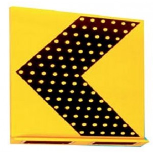 WARNING LIGHT LEFT ARROW YELLOW SOLAR/6V 10AH 90LED 750x600